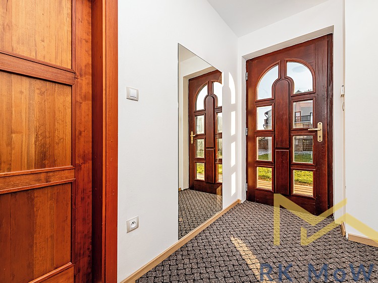 Prodej rodinného domu 182 m², pozemek 2 434 m² - foto 7