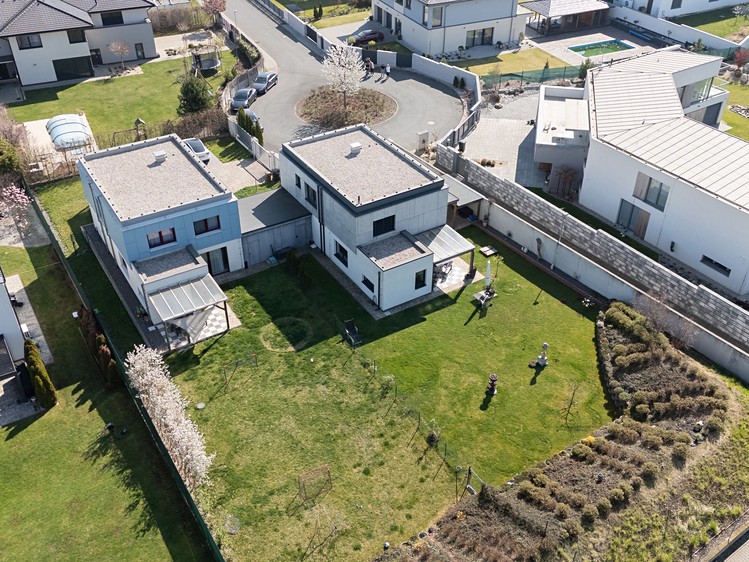 Prodej  rodinného domu 160 m², pozemek 660 m² - foto 8