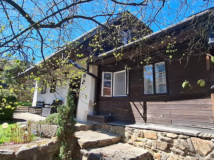 Prodej chalupy 130 m², pozemek 304 m² - foto 2