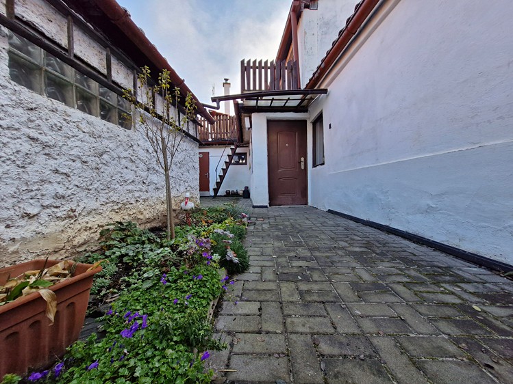 Prodej rodinného domu 108 m², pozemek 677 m² - foto 6