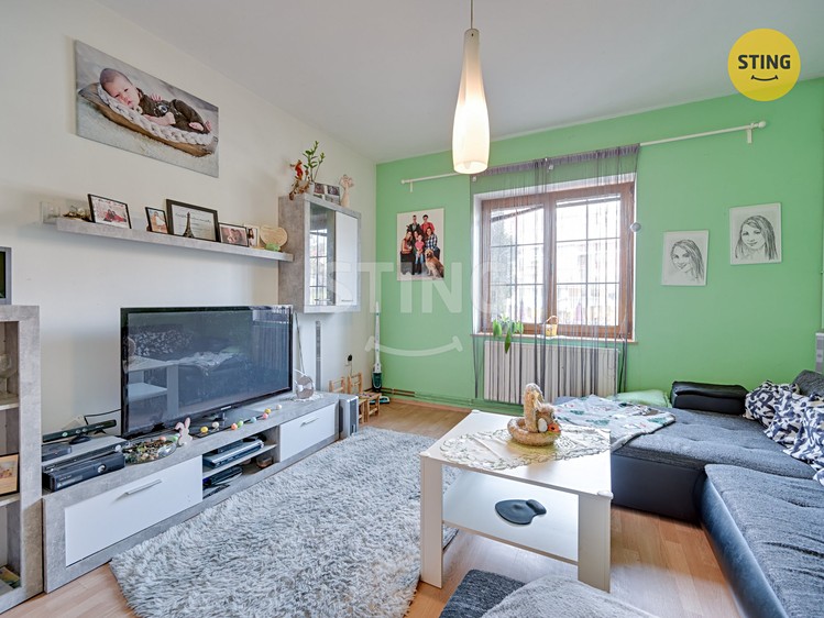 Prodej rodinného domu 160 m², pozemek 189 m² - foto 3