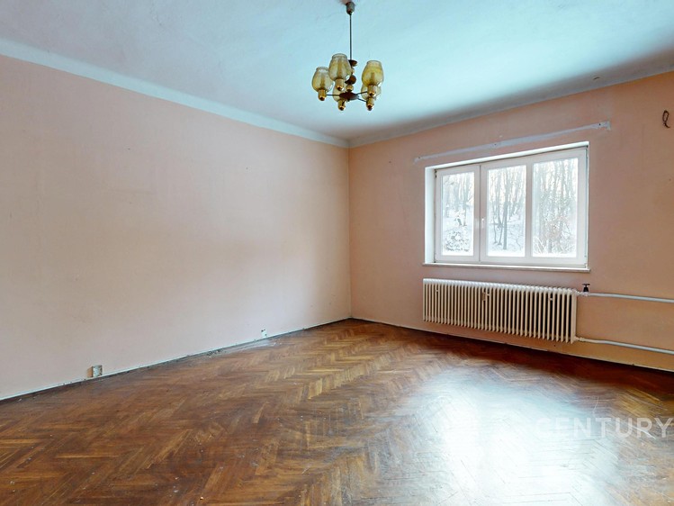 Prodej rodinného domu 185 m², pozemek 2 165 m² - foto 2