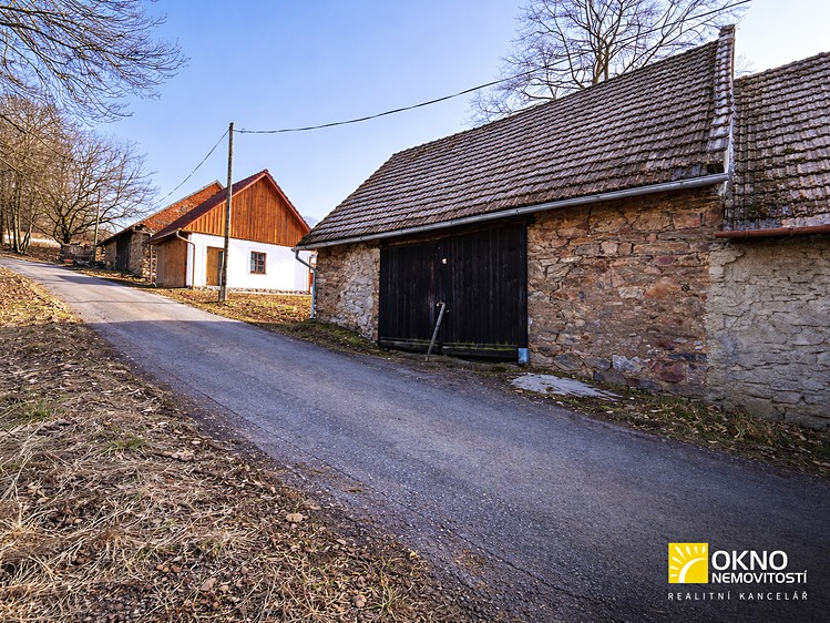 Prodej rodinného domu 60 m², pozemek 393 m² - foto 2