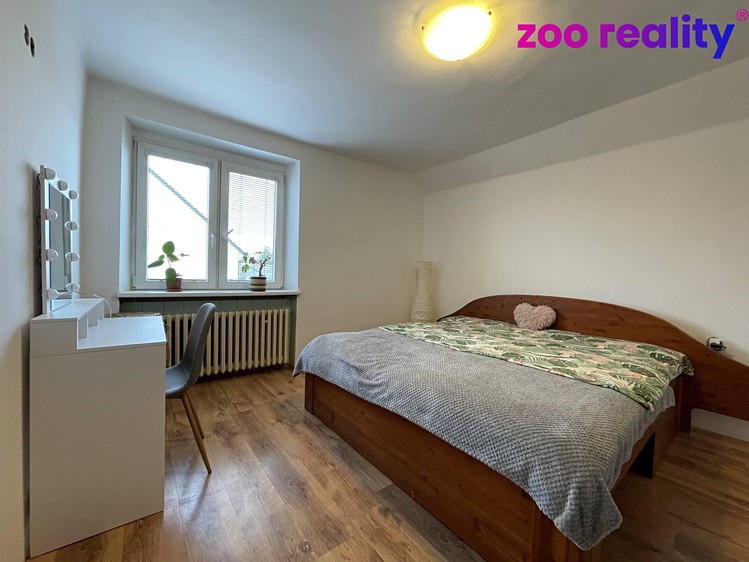 Prodej vícegeneračního domu 228 m², pozemek 800 m² - foto 7