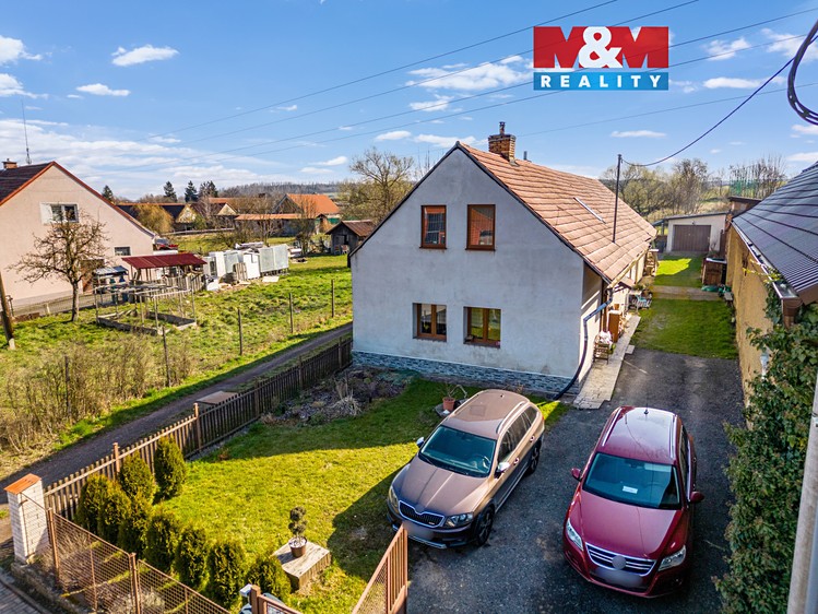 Prodej chalupy 180 m², pozemek 609 m² - foto 1