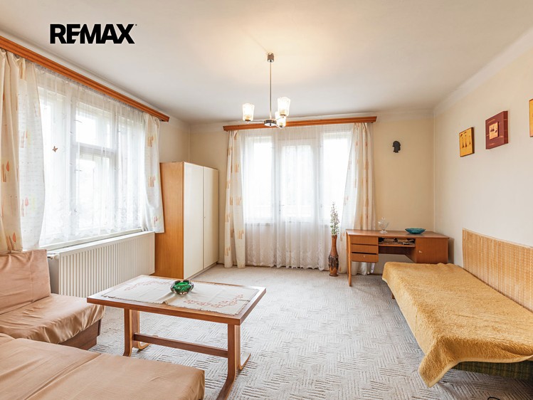 Prodej  rodinného domu 345 m², pozemek 1 475 m² - foto 4