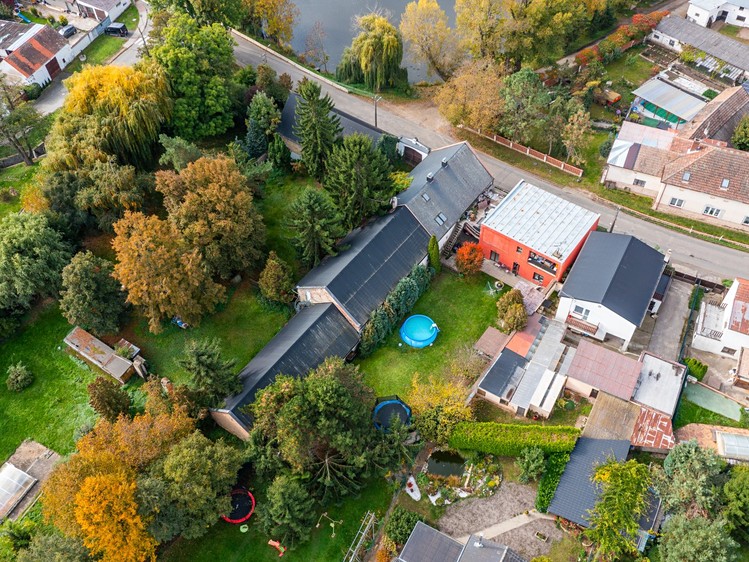 Prodej  vícegeneračního domu 200 m², pozemek 515 m² - foto 3