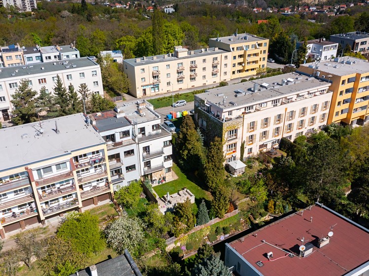 Prodej  rodinného domu 200 m², pozemek 164 m² - foto 7