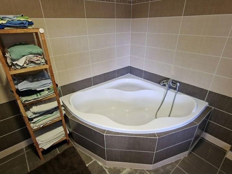 Prodej rodinného domu 75 m², pozemek 647 m² - foto 6