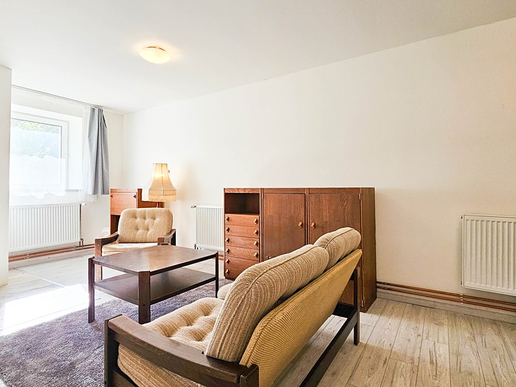 Prodej vícegeneračního domu 146 m², pozemek 0 m² - foto 2