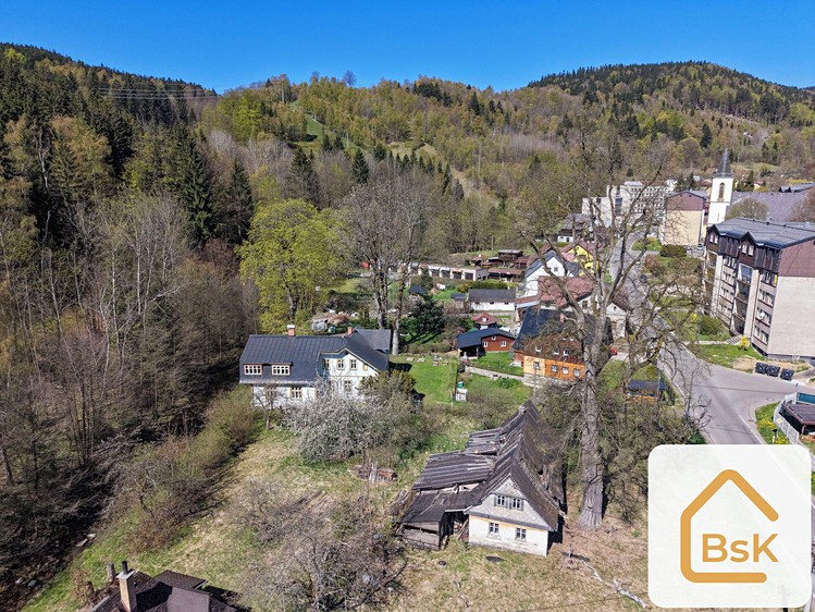 Prodej rodinného domu 230 m², pozemek 773 m² - foto 5