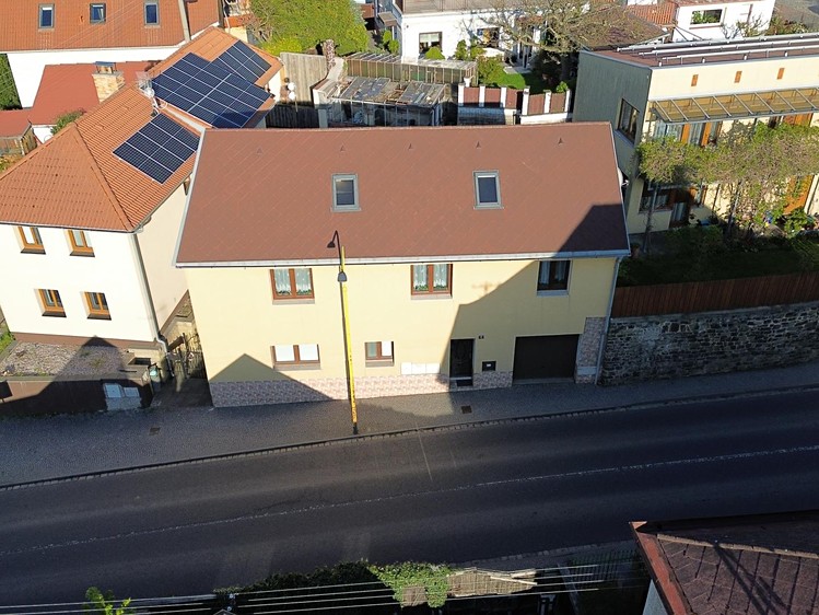 Prodej rodinného domu 240 m², pozemek 216 m² - foto 3