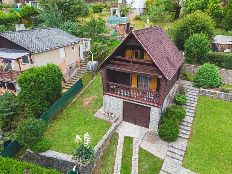 Prodej chaty 80 m², pozemek 388 m² - foto 1