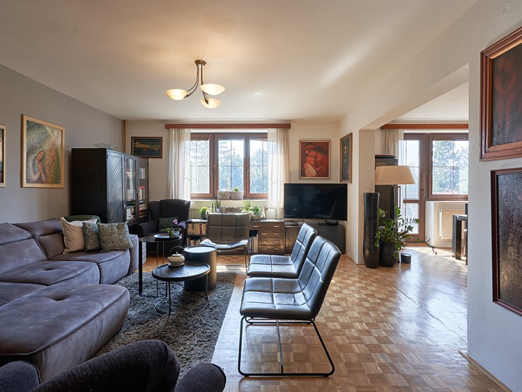 Prodej rodinného domu 260 m², pozemek 300 m² - foto 7
