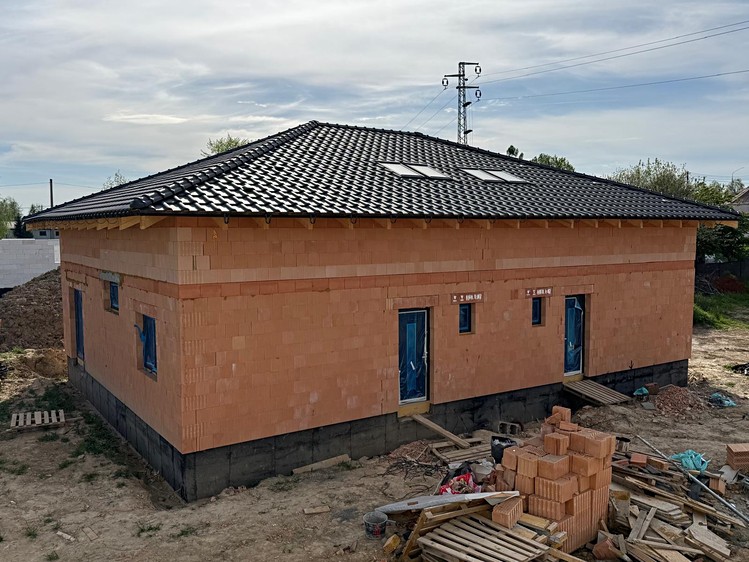 Prodej rodinného domu 145 m², pozemek 390 m² - foto 2