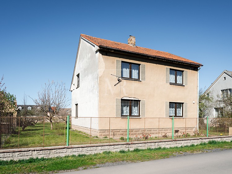 Prodej rodinného domu 127 m², pozemek 886 m² - foto 8