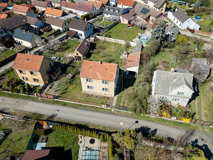 Prodej rodinného domu 127 m², pozemek 886 m² - foto 6