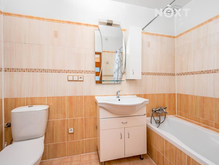 Prodej vícegeneračního domu 206 m², pozemek 626 m² - foto 8