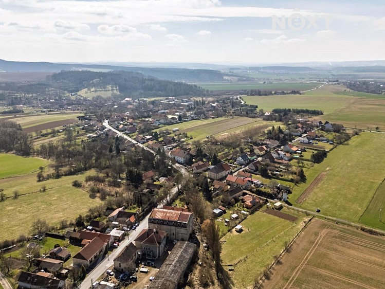 Prodej vícegeneračního domu 206 m², pozemek 626 m² - foto 5