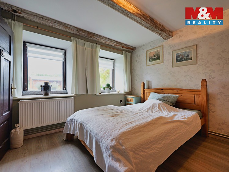 Prodej rodinného domu 200 m², pozemek 275 m² - foto 4