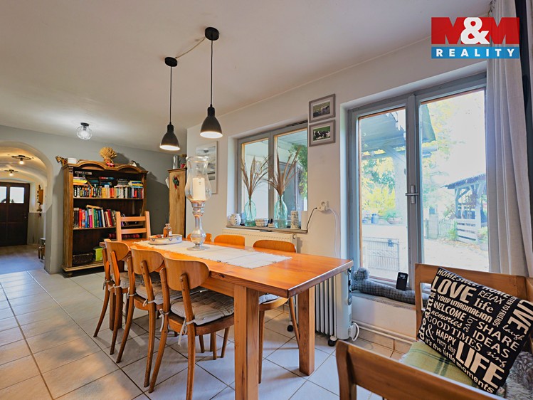 Prodej rodinného domu 200 m², pozemek 275 m² - foto 7