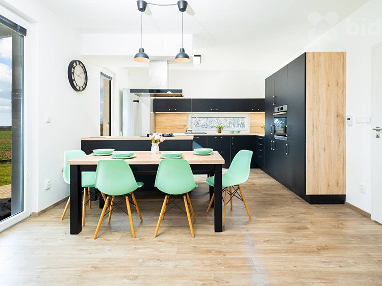 Prodej rodinného domu 178 m², pozemek 997 m² - foto 4