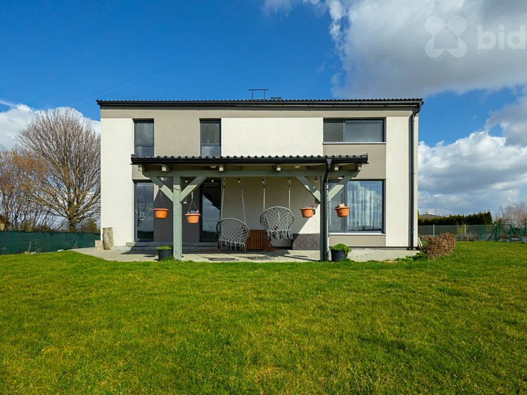 Prodej rodinného domu 178 m², pozemek 997 m² - foto 1