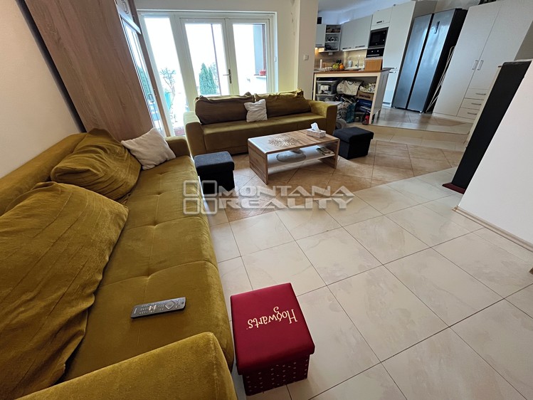 Prodej rodinného domu 234 m², pozemek 559 m² - foto 5