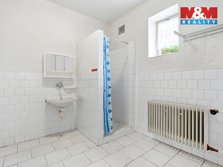 Prodej rodinného domu 111 m², pozemek 663 m² - foto 3