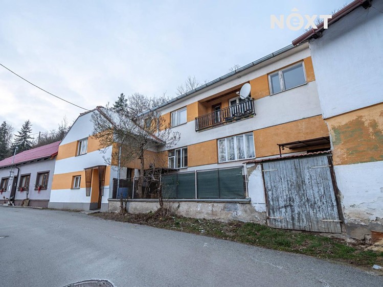Prodej rodinného domu 190 m², pozemek 1 025 m² - foto 2