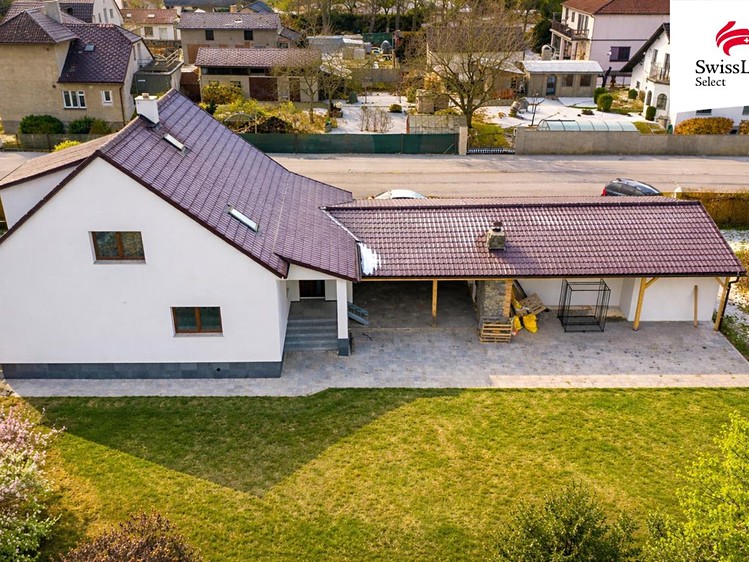 Prodej  rodinného domu 177 m², pozemek 1 052 m² - foto 6