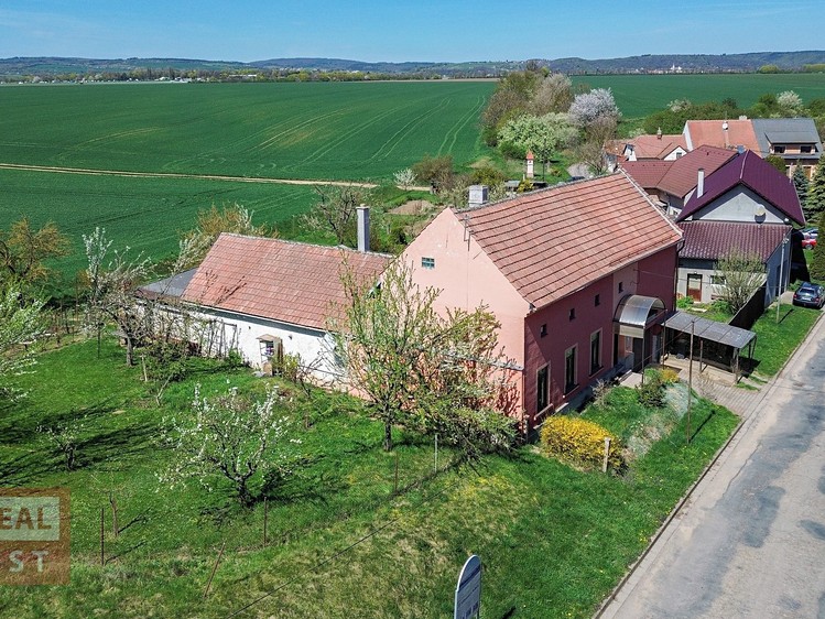 Prodej rodinného domu 155 m², pozemek 1 675 m² - foto 3