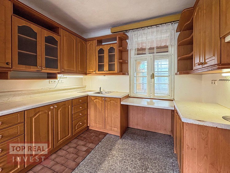 Prodej rodinného domu 155 m², pozemek 1 675 m² - foto 5