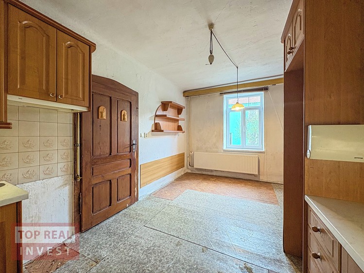Prodej rodinného domu 155 m², pozemek 1 675 m² - foto 8