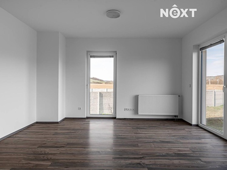 Prodej rodinného domu 126 m², pozemek 612 m² - foto 2