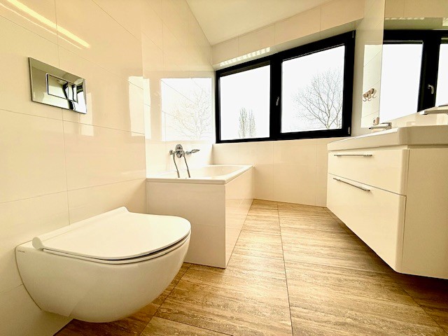 Prodej rodinného domu 157 m², pozemek 408 m² - foto 2