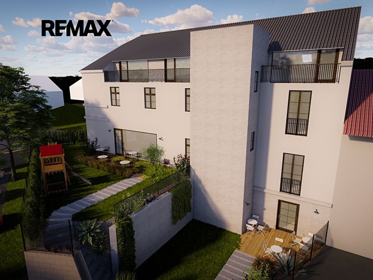 Prodej vícegeneračního domu 457 m², pozemek 484 m² - foto 6