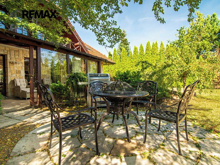 Prodej rodinného domu 156 m², pozemek 950 m² - foto 3