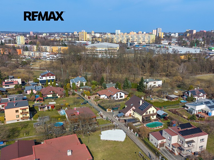 Prodej vícegeneračního domu 150 m², pozemek 1 368 m² - foto 6