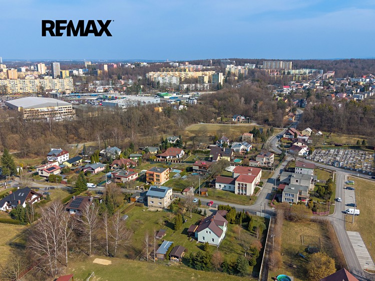 Prodej vícegeneračního domu 150 m², pozemek 1 368 m² - foto 5