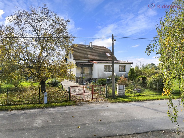 Prodej rodinného domu 141 m², pozemek 1 782 m² - foto 3