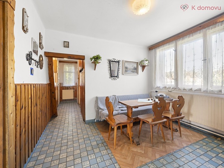 Prodej rodinného domu 141 m², pozemek 1 782 m² - foto 7