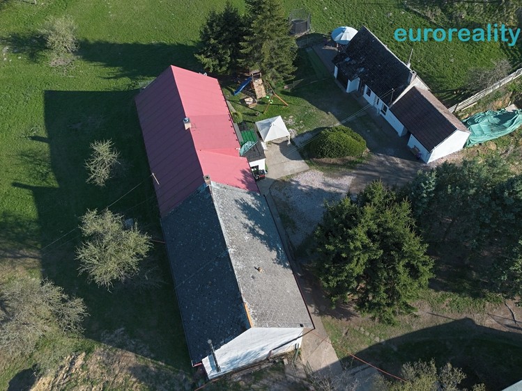 Prodej zemědělské usedlosti 195 m², pozemek 9 893 m² - foto 4