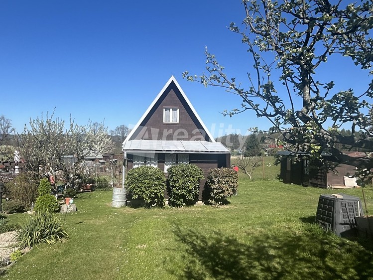 Prodej chaty 46 m², pozemek 461 m² - foto 1