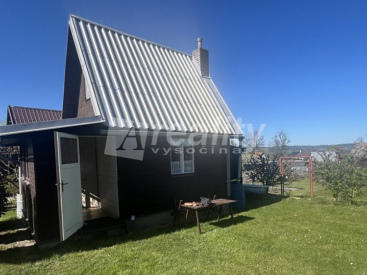 Prodej chaty 46 m², pozemek 461 m² - foto 2
