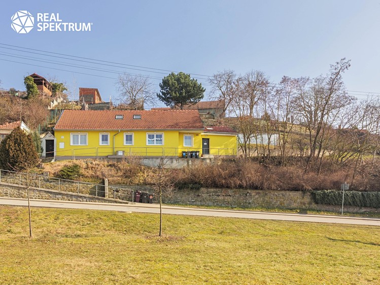 Prodej  vícegeneračního domu 175 m², pozemek 596 m² - foto 4