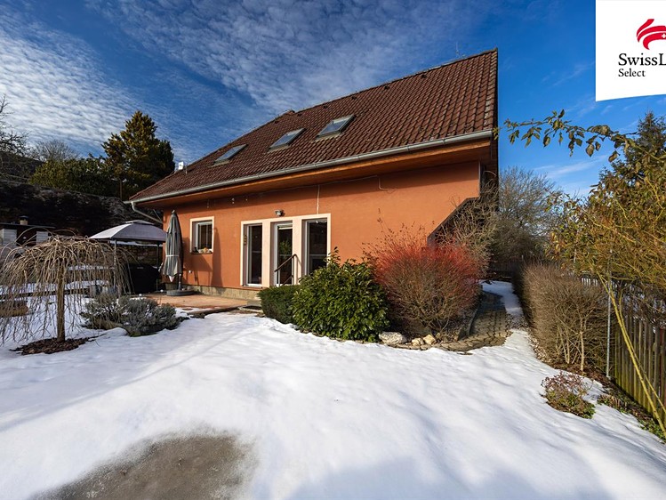 Prodej rodinného domu 175 m², pozemek 952 m² - foto 3