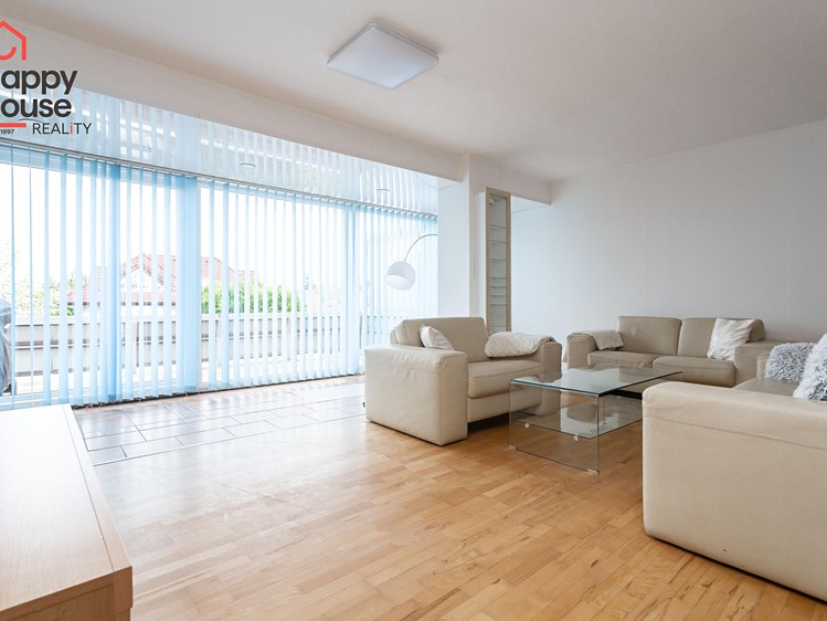Prodej rodinného domu 250 m², pozemek 625 m² - foto 4
