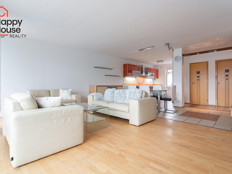 Prodej rodinného domu 250 m², pozemek 625 m² - foto 7
