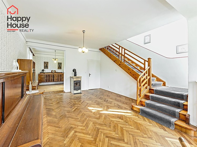 Prodej  rodinného domu 250 m², pozemek 1 400 m² - foto 5